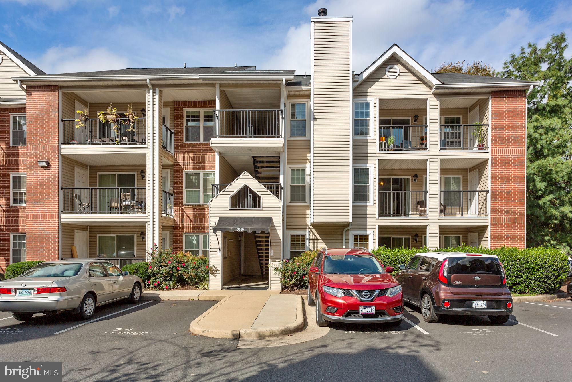 POINTE AT PARK CENTER - Residential