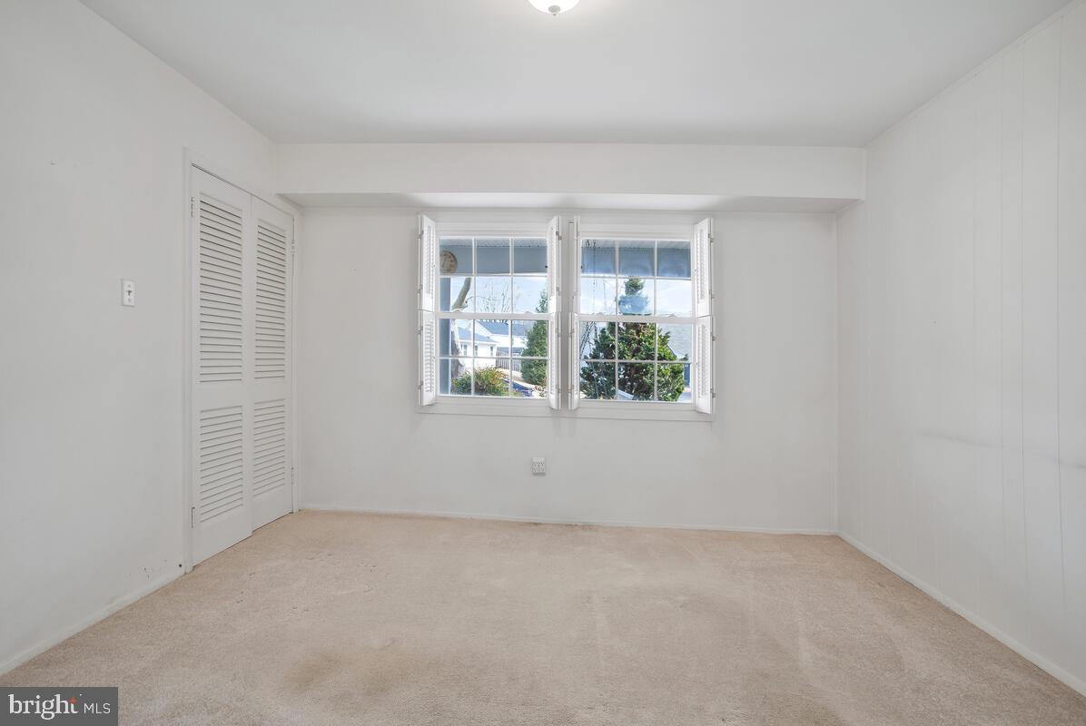 OVERBROOK - Residential