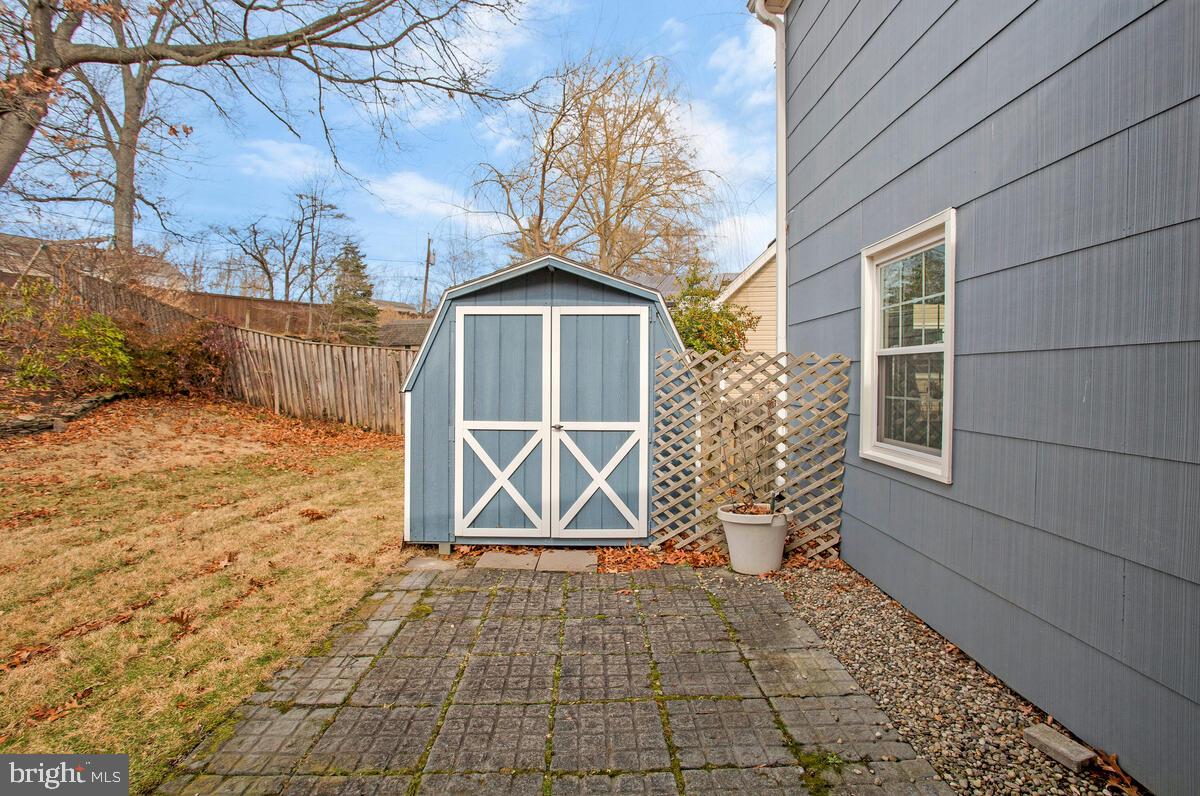 OVERBROOK - Residential