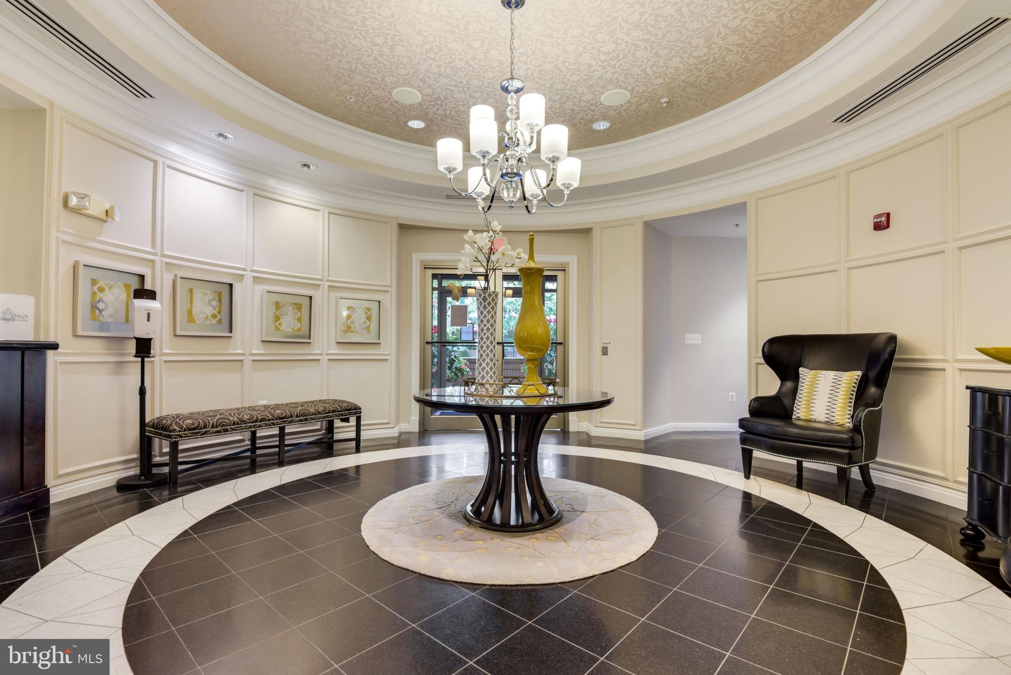 SAVOY AT RESTON TOWN CENTER - Residential