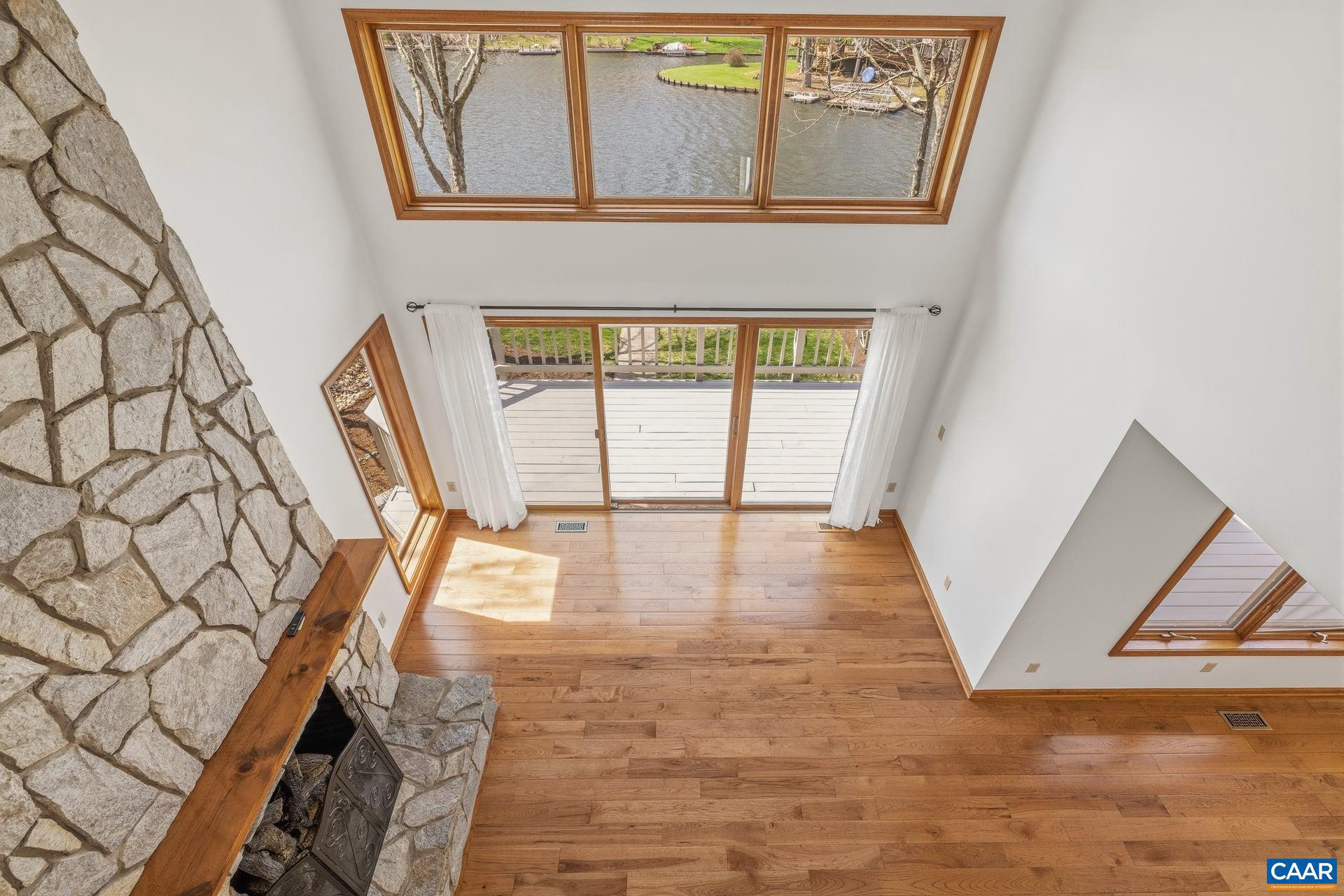 LAKE MONTICELLO - Residential