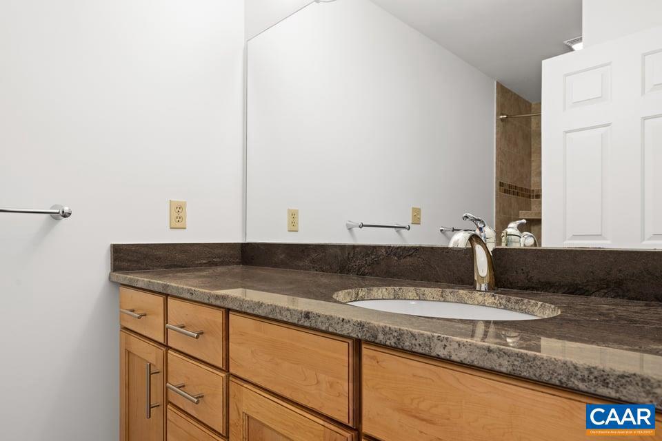 LAKE MONTICELLO - Residential