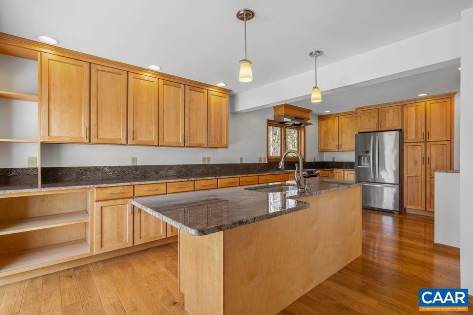 LAKE MONTICELLO - Residential