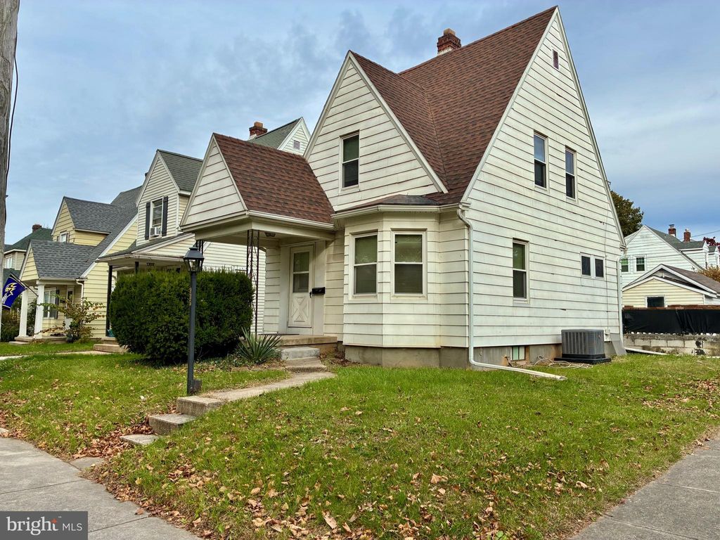 Photo of 935 Parkway Boulevard &amp; Tioga Street, YORK, PA 17404 (MLS # PAYK2095566)