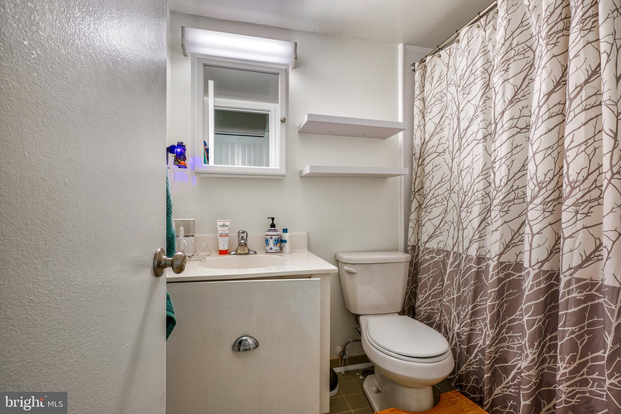 VILLAGE OF LONG REACH - Residential