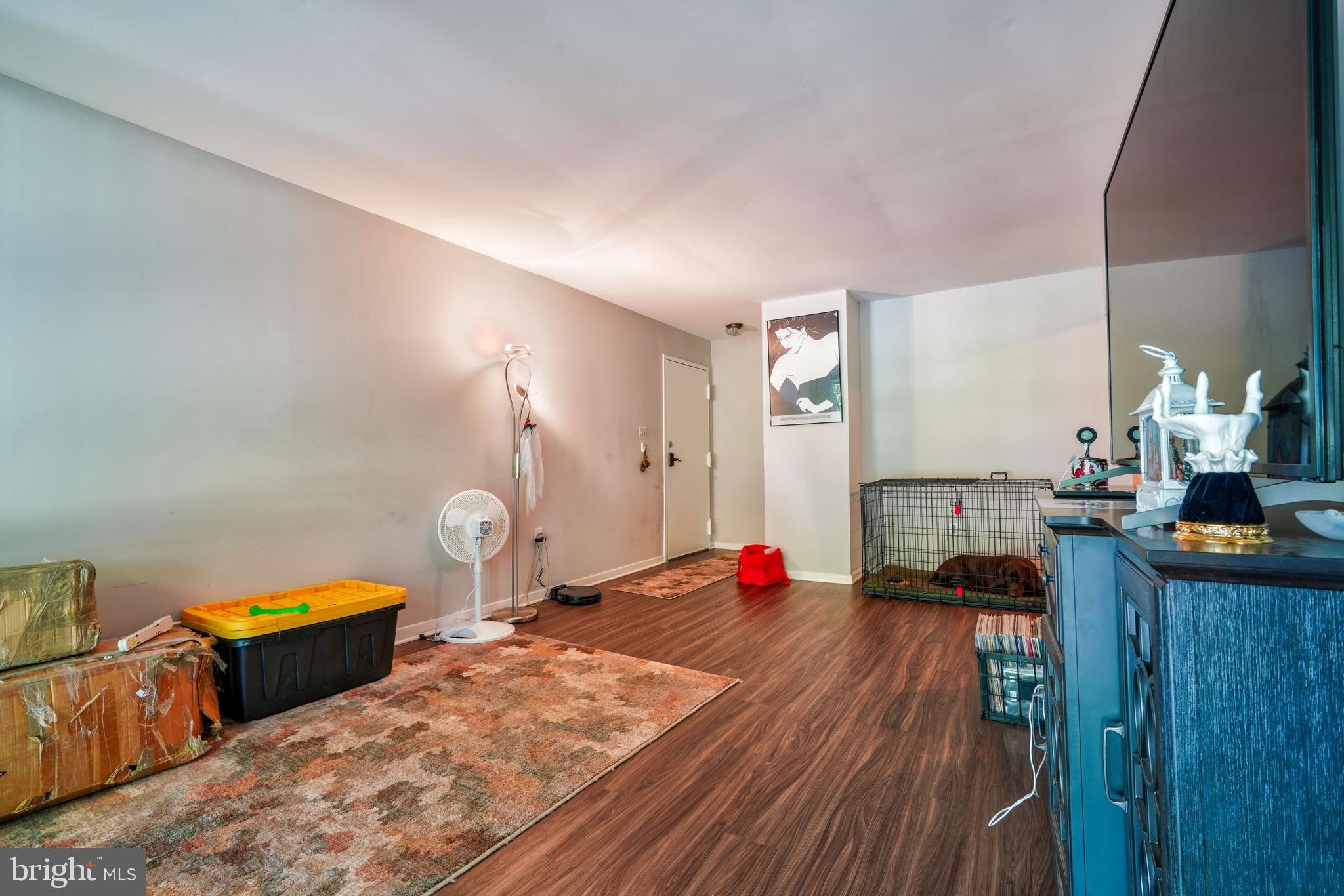 VILLAGE OF LONG REACH - Residential