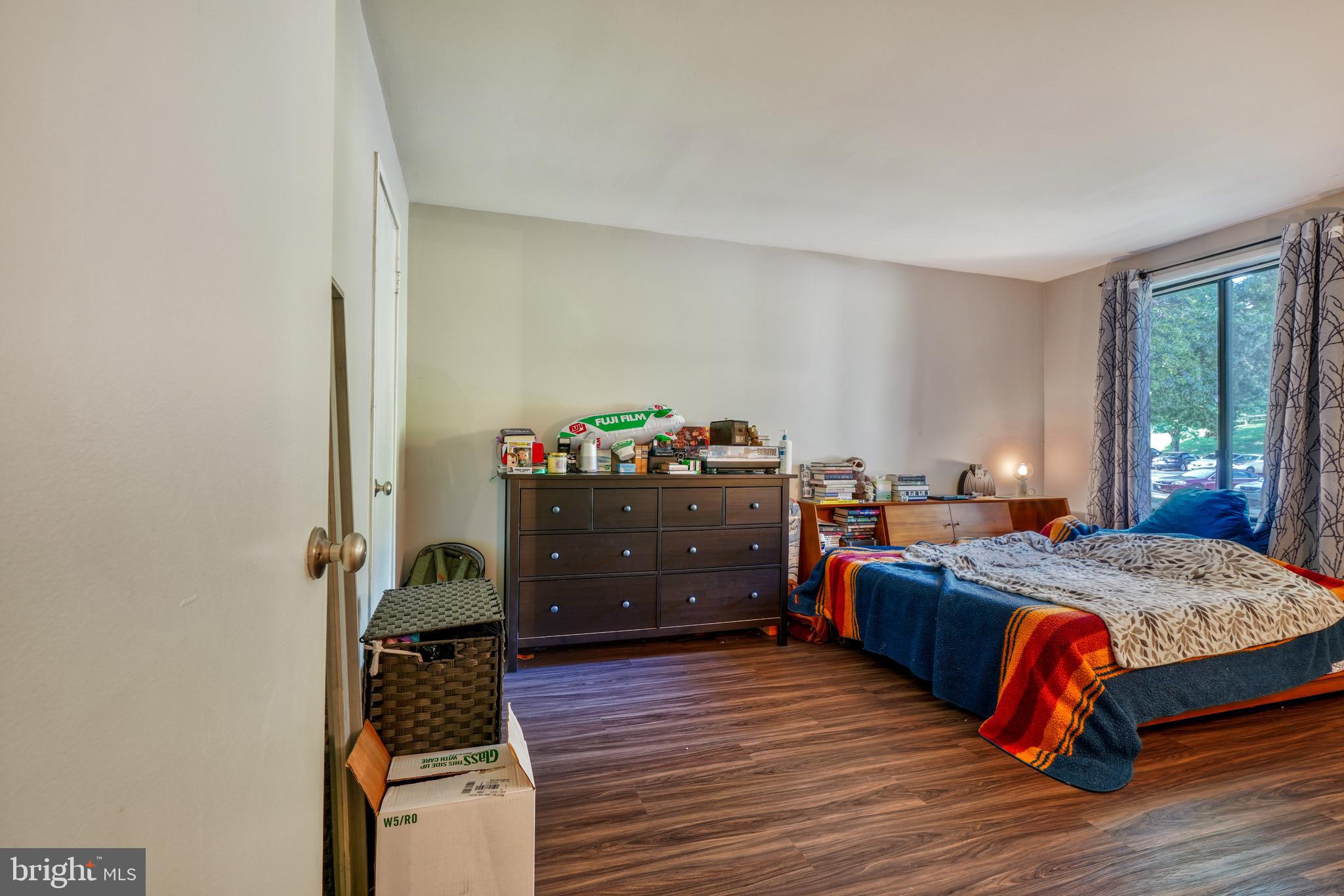 VILLAGE OF LONG REACH - Residential