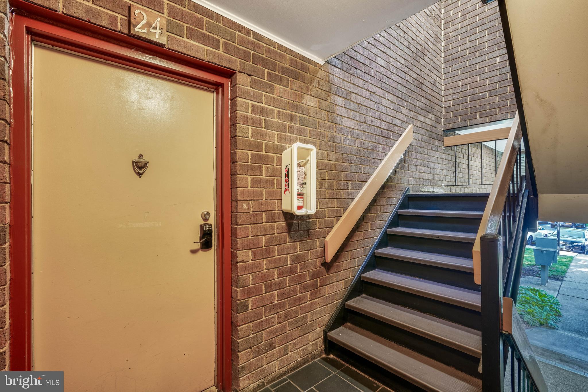 VILLAGE OF LONG REACH - Residential