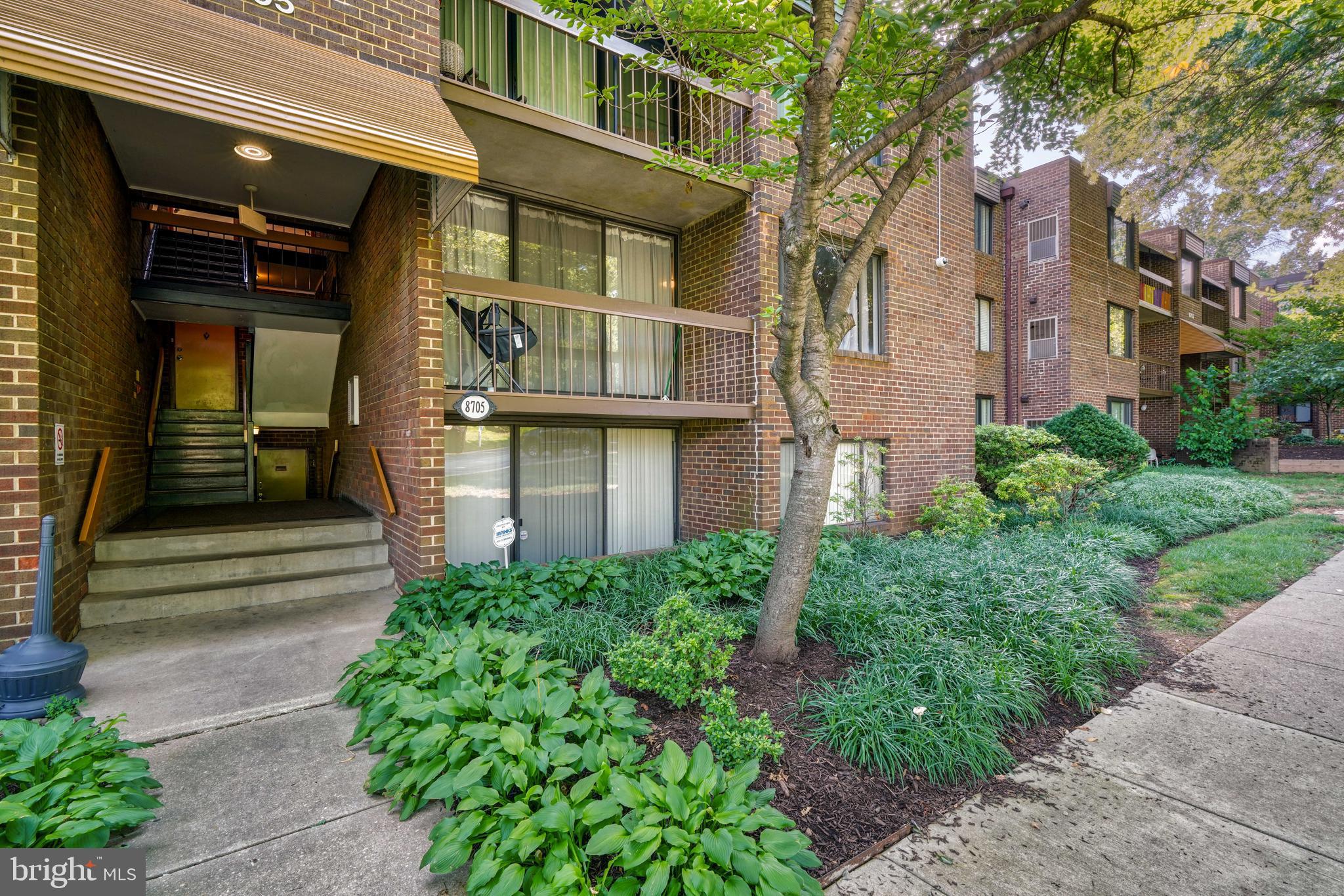 VILLAGE OF LONG REACH - Residential