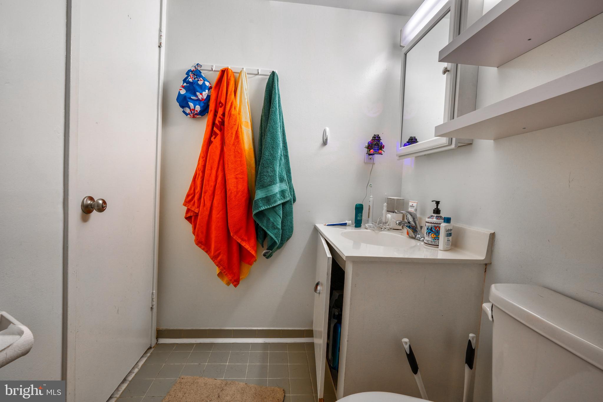 VILLAGE OF LONG REACH - Residential