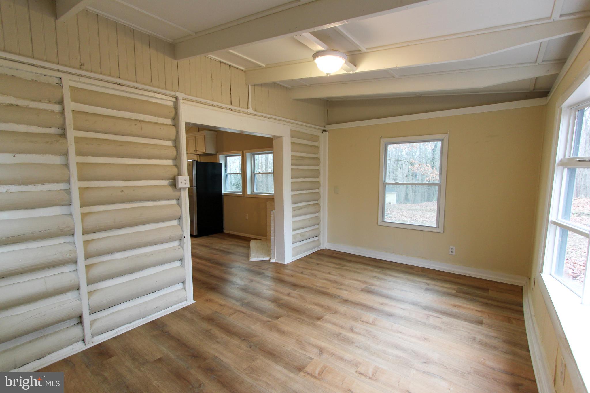 SHANNONDALE - Residential Lease