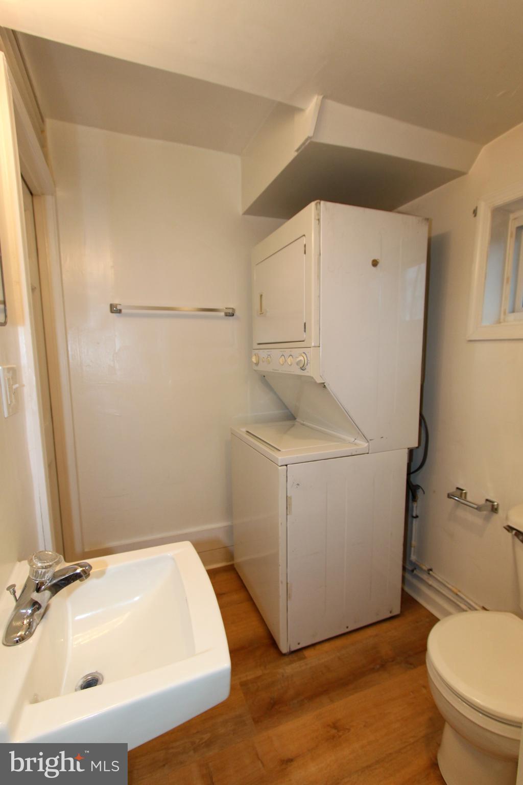 SHANNONDALE - Residential Lease