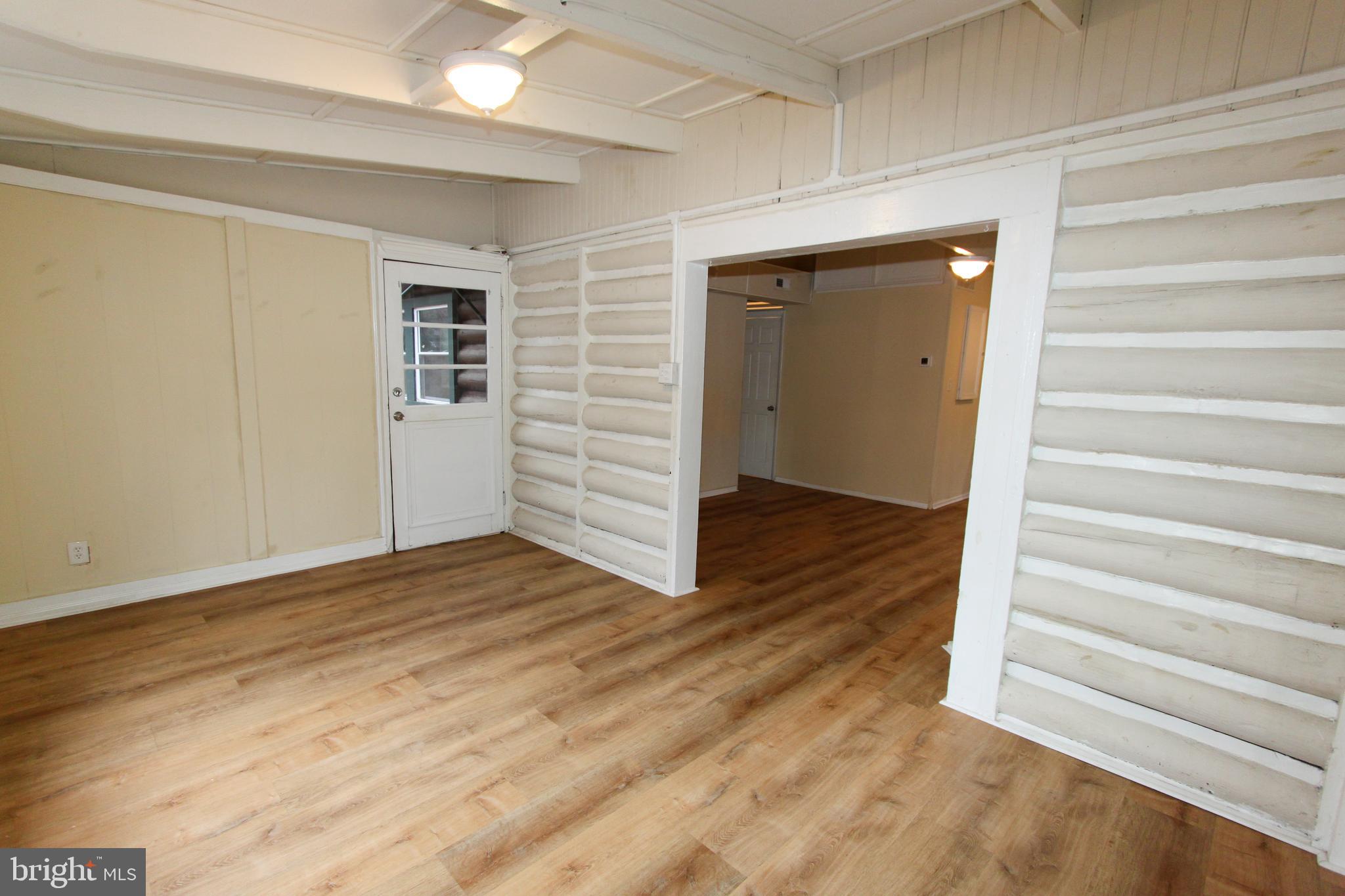 SHANNONDALE - Residential Lease