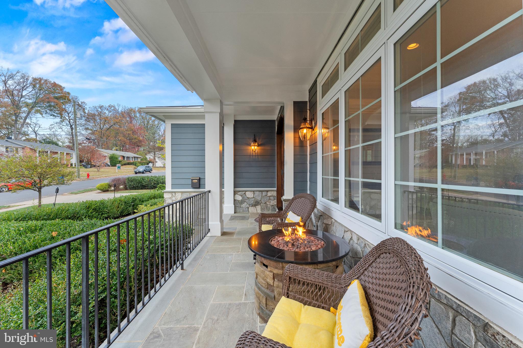 DUNN LORING WOODS - Residential