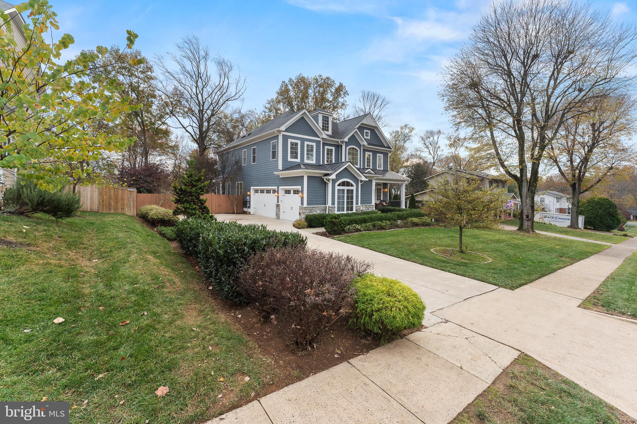 DUNN LORING WOODS - Residential