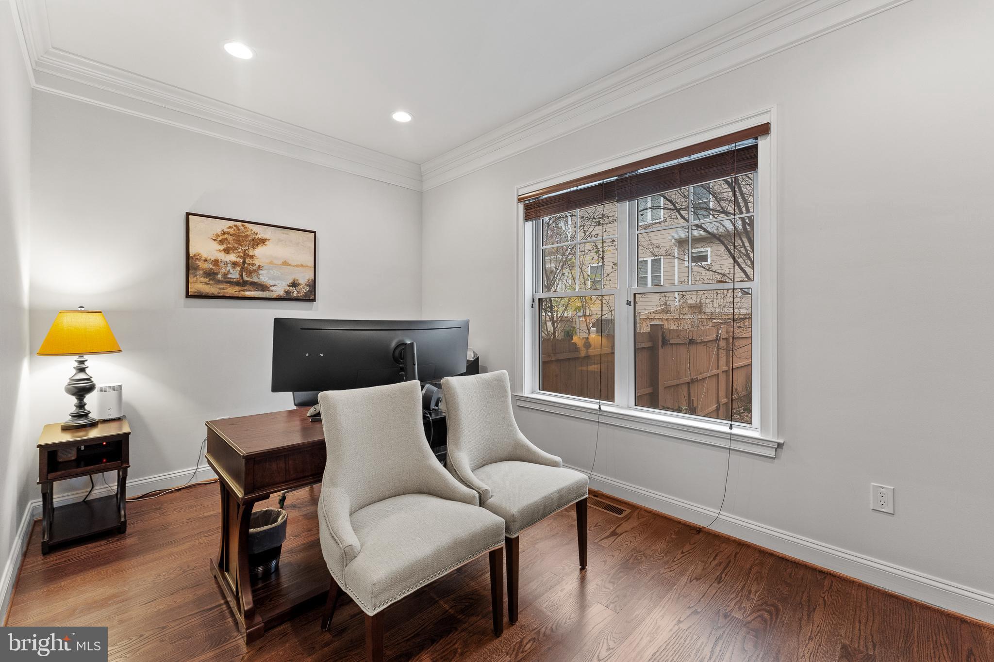 DUNN LORING WOODS - Residential