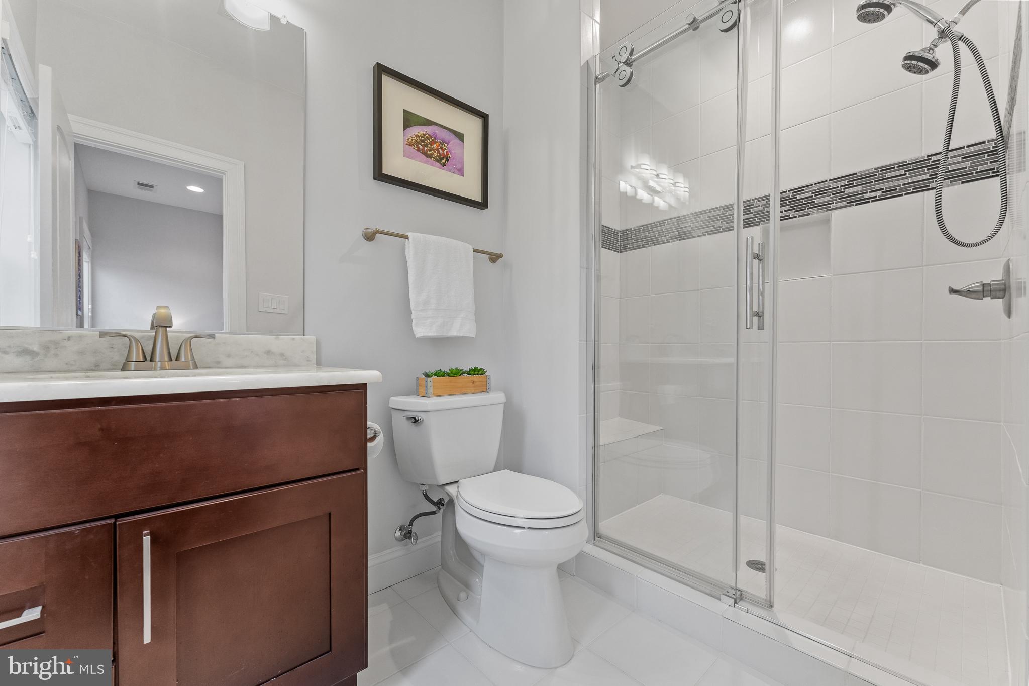 DUNN LORING WOODS - Residential