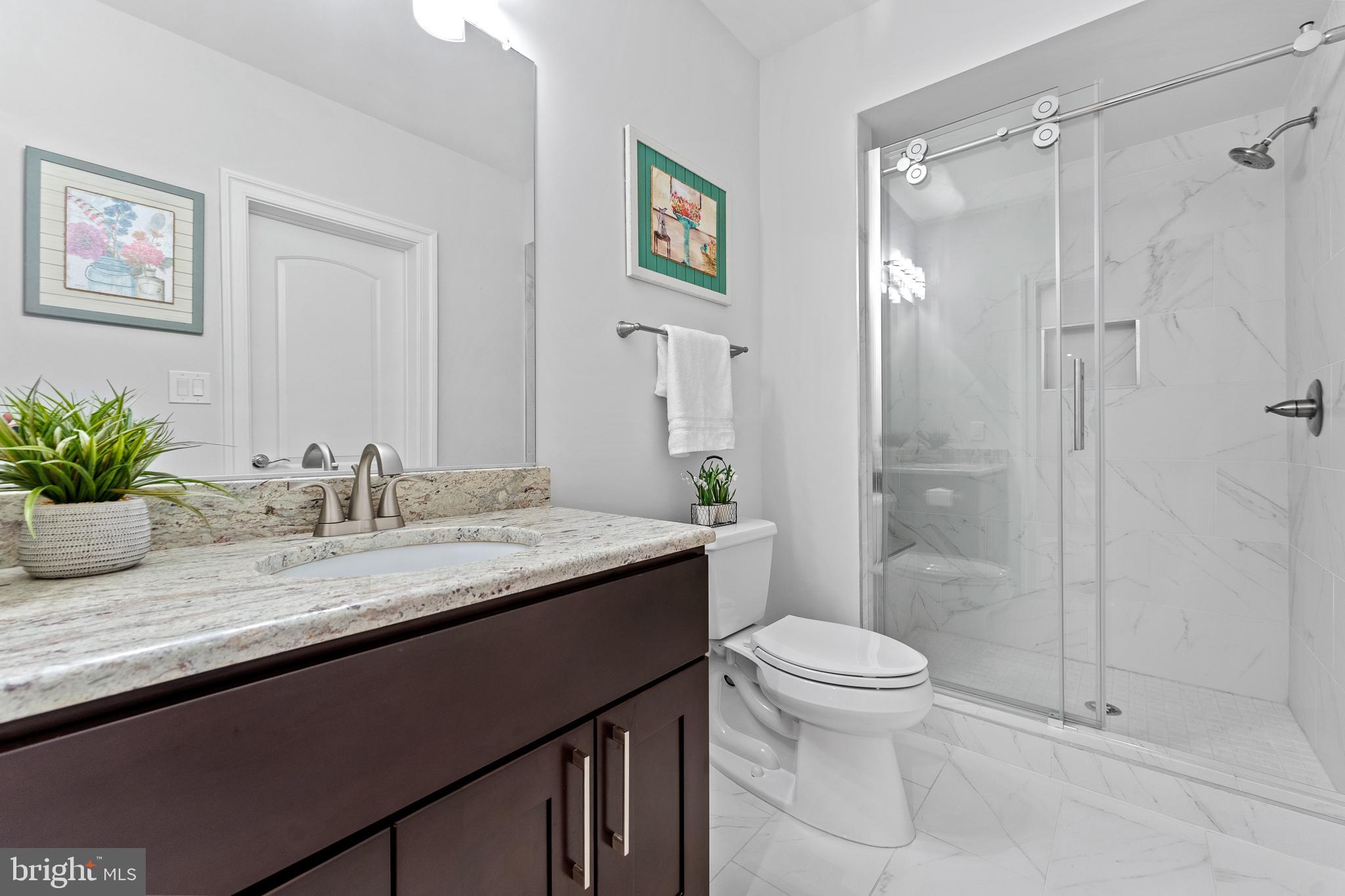 DUNN LORING WOODS - Residential