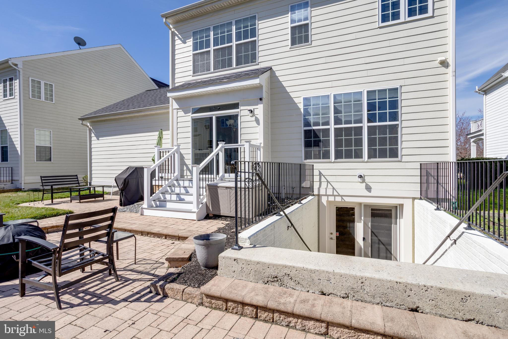 ELYSIAN HEIGHTS - Residential