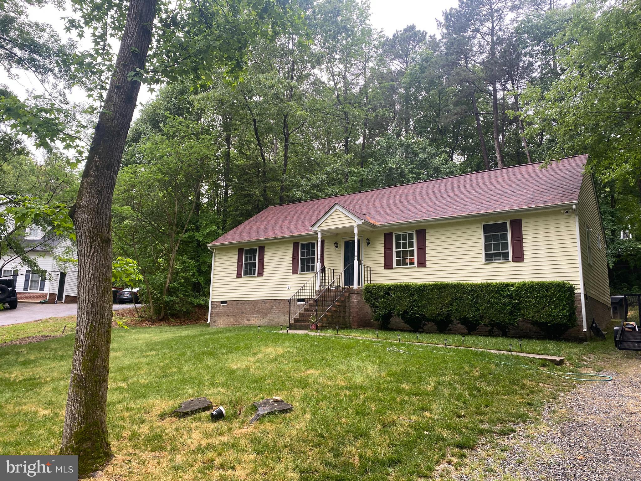 CLARENDON - Residential Lease