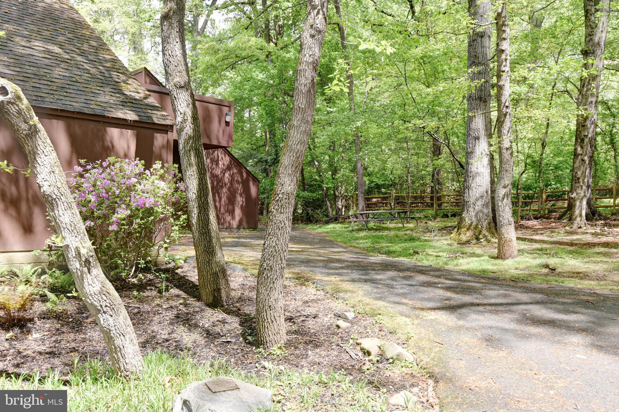 DEEPWOOD - Residential