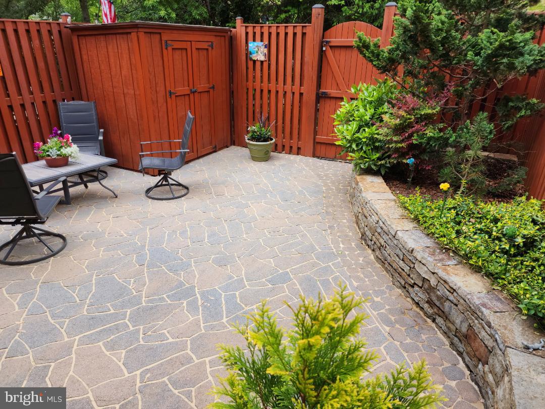 DEEPWOOD - Residential