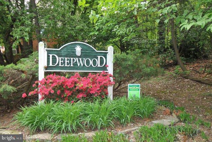 DEEPWOOD - Residential
