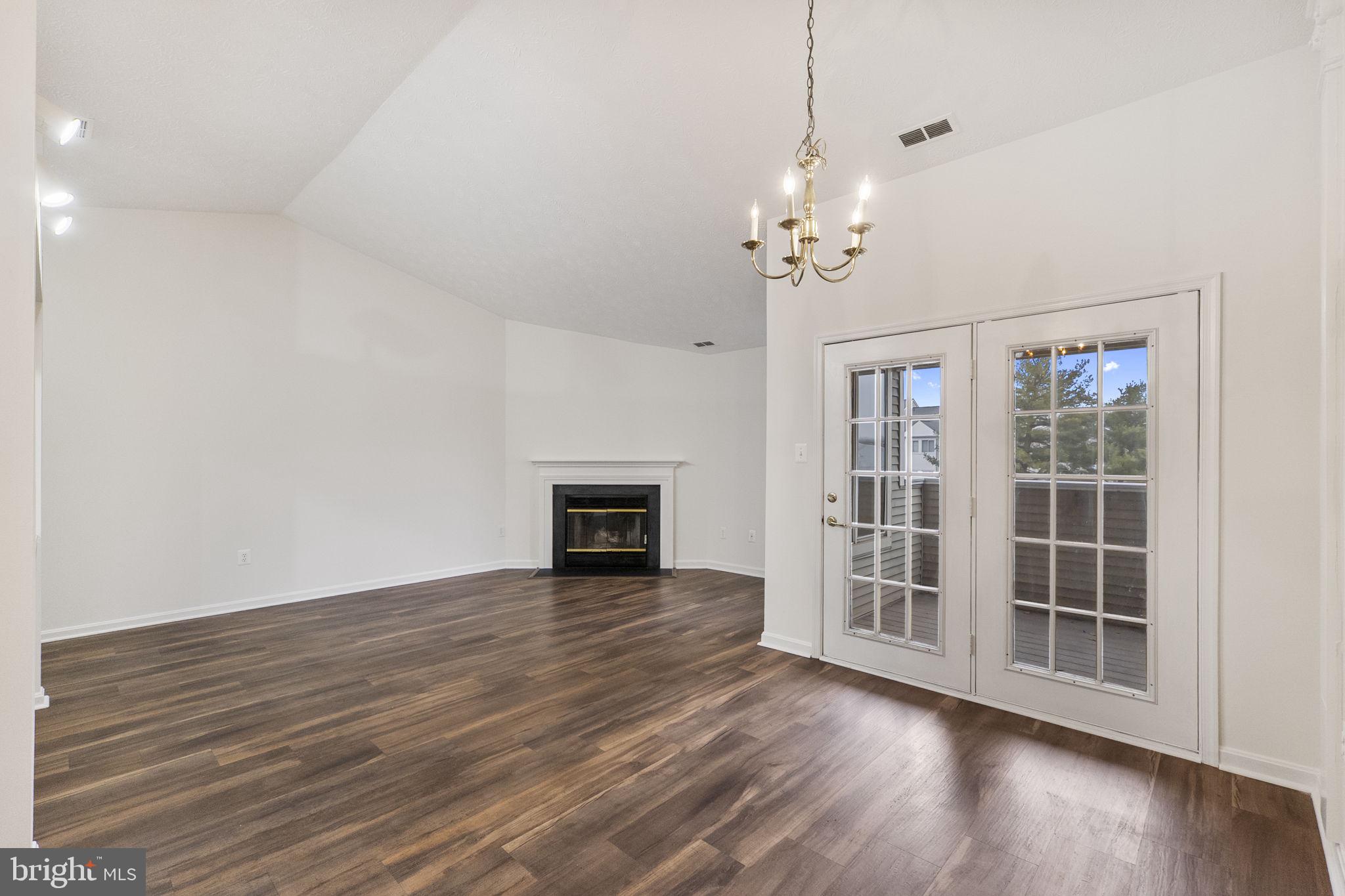 OLD FARM STATION - Residential