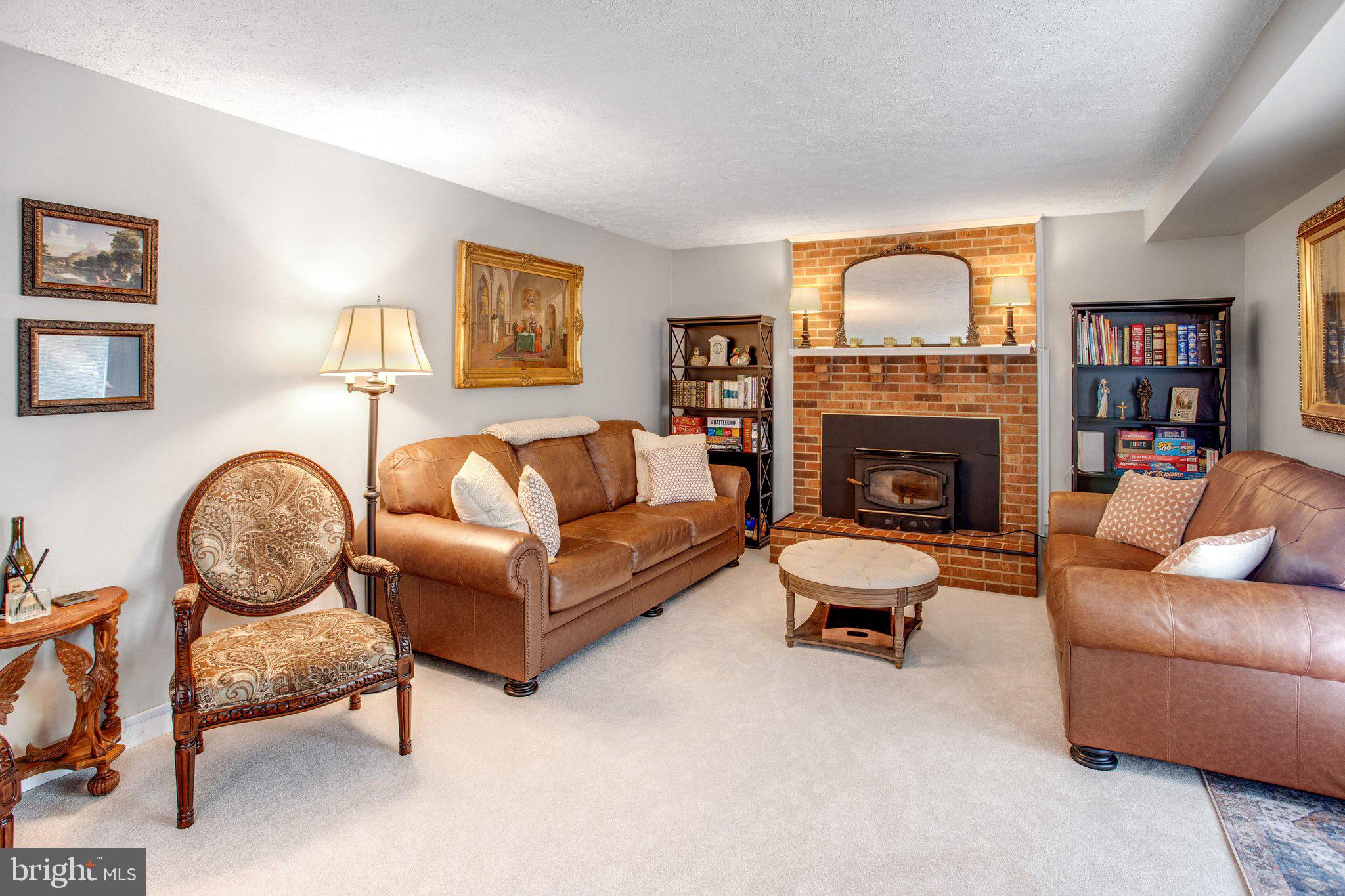 MONTCLAIR - Residential