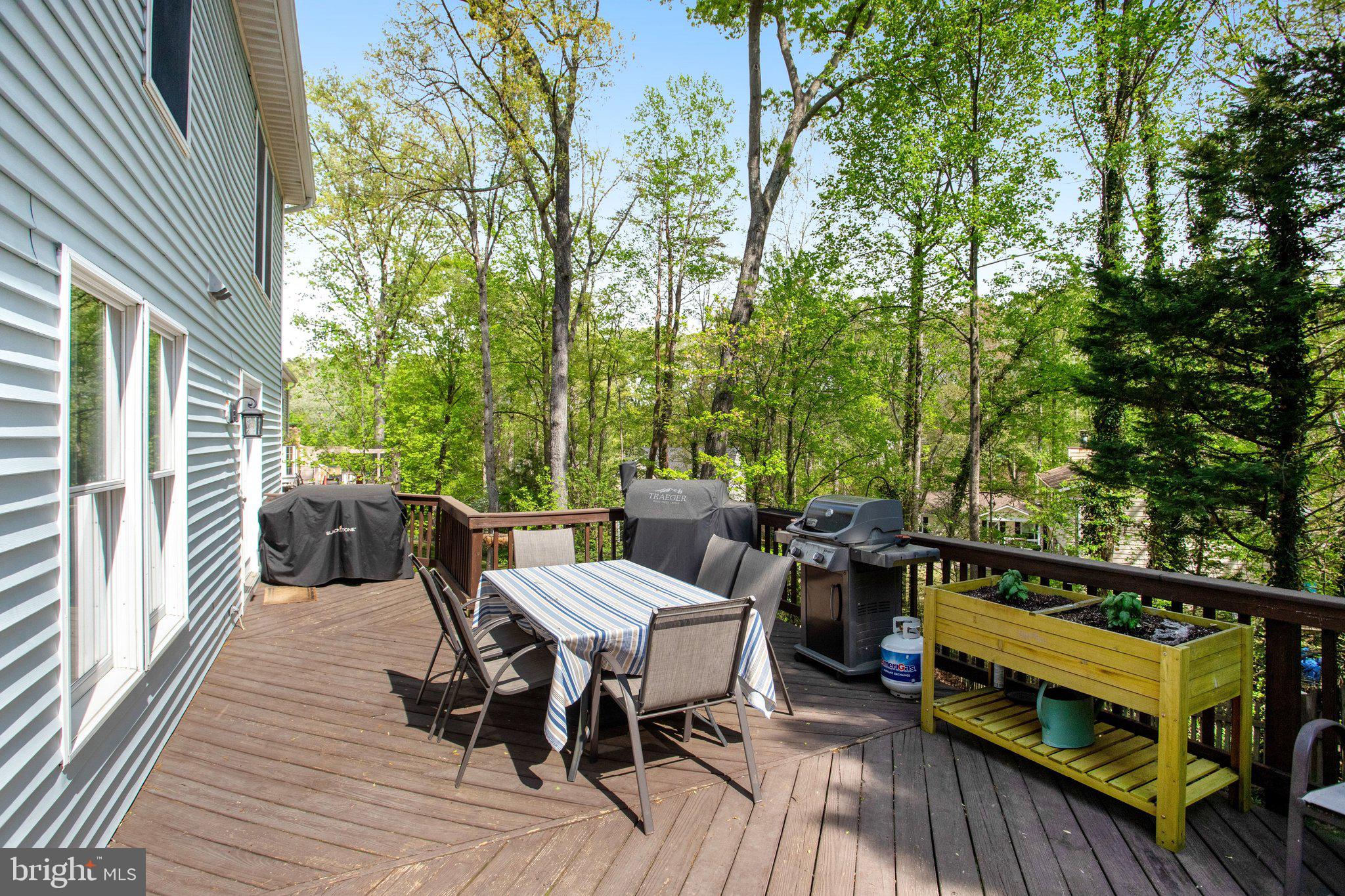 MONTCLAIR - Residential