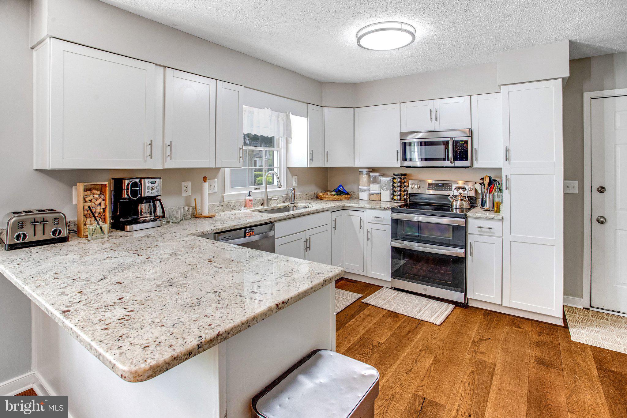 MONTCLAIR - Residential