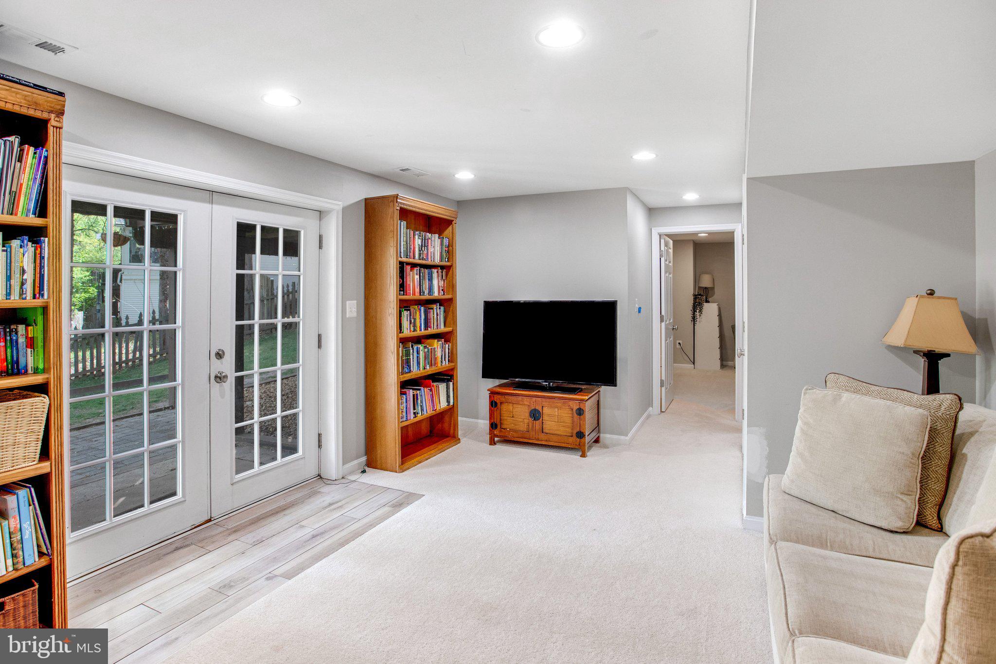 MONTCLAIR - Residential