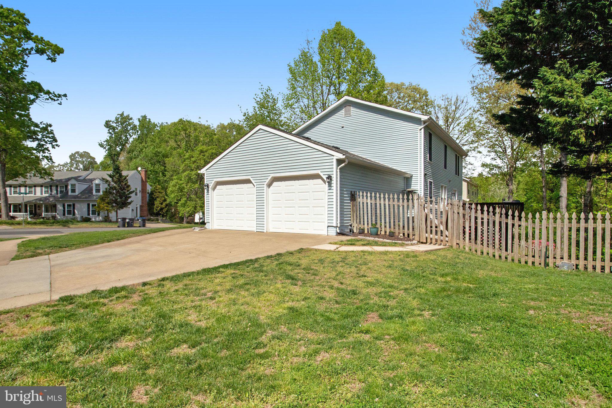 MONTCLAIR - Residential