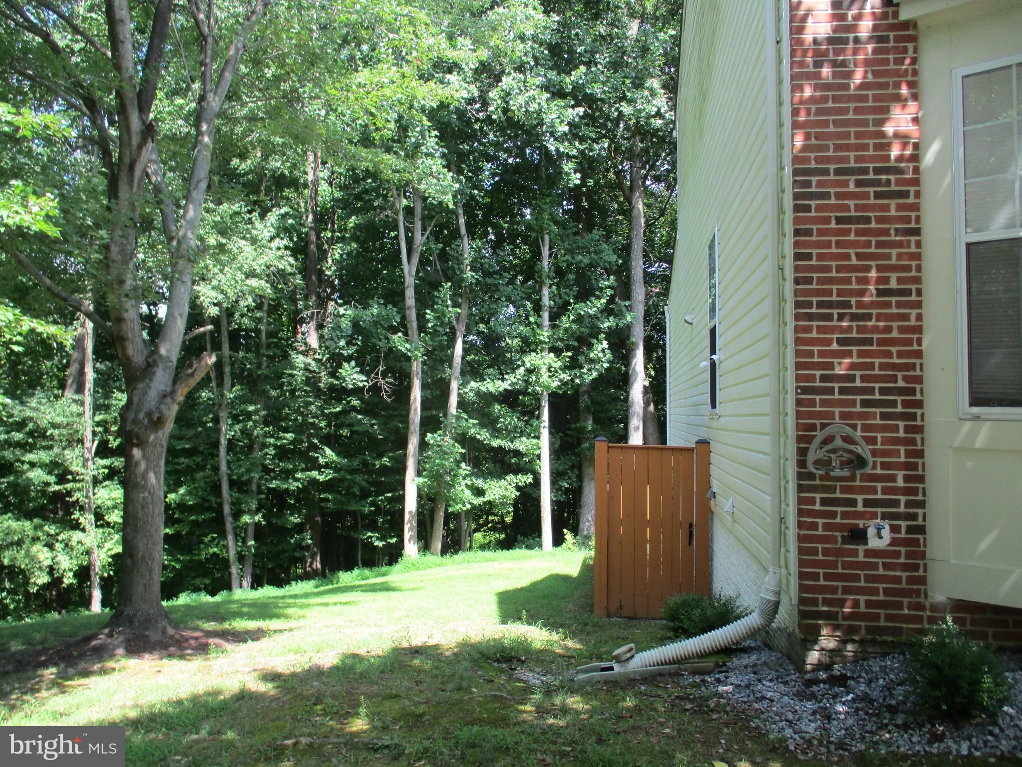 SENECA PARK NORTH - Residential Lease