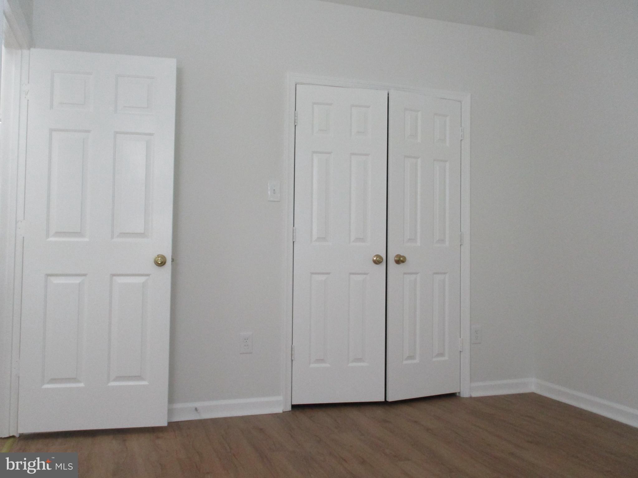 SENECA PARK NORTH - Residential Lease