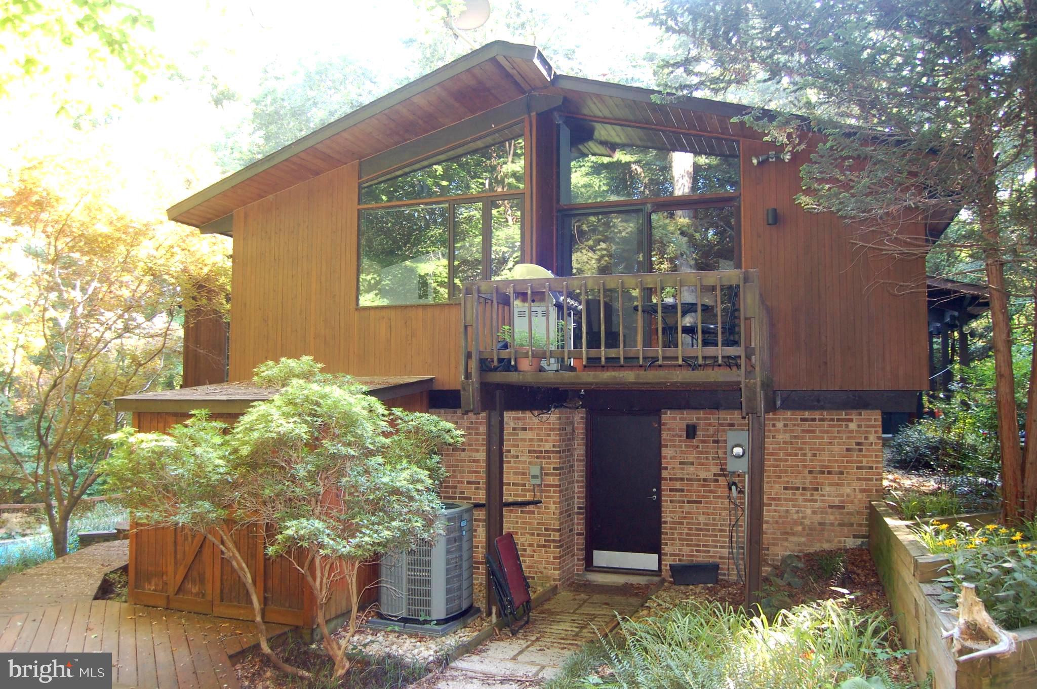 9728 SWIFT CREEK COURT
