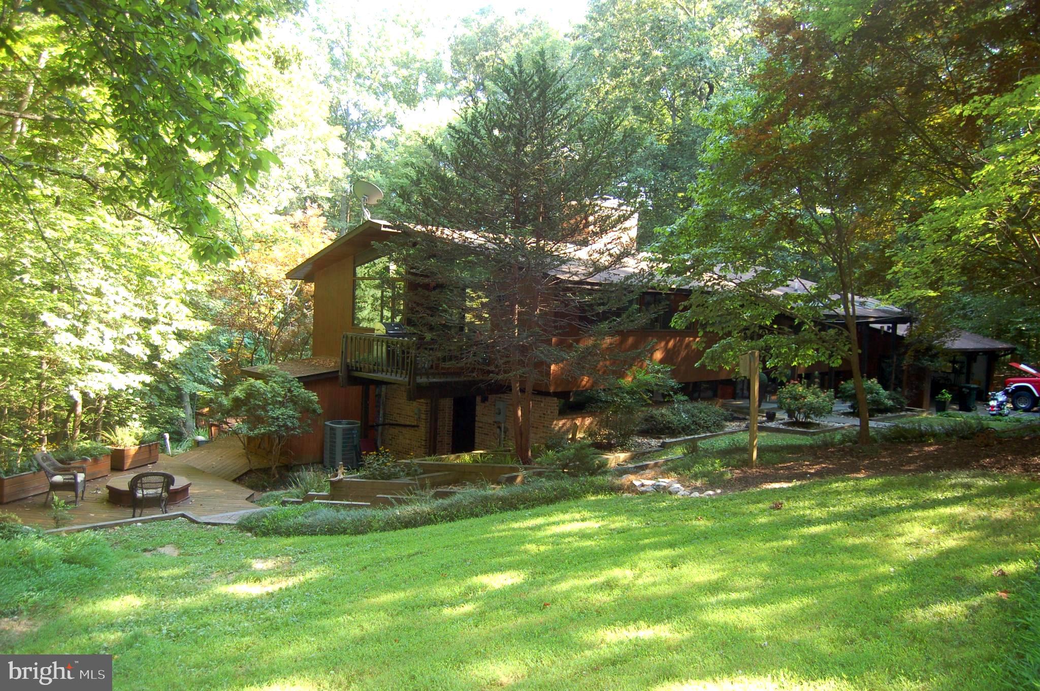 9728 SWIFT CREEK COURT