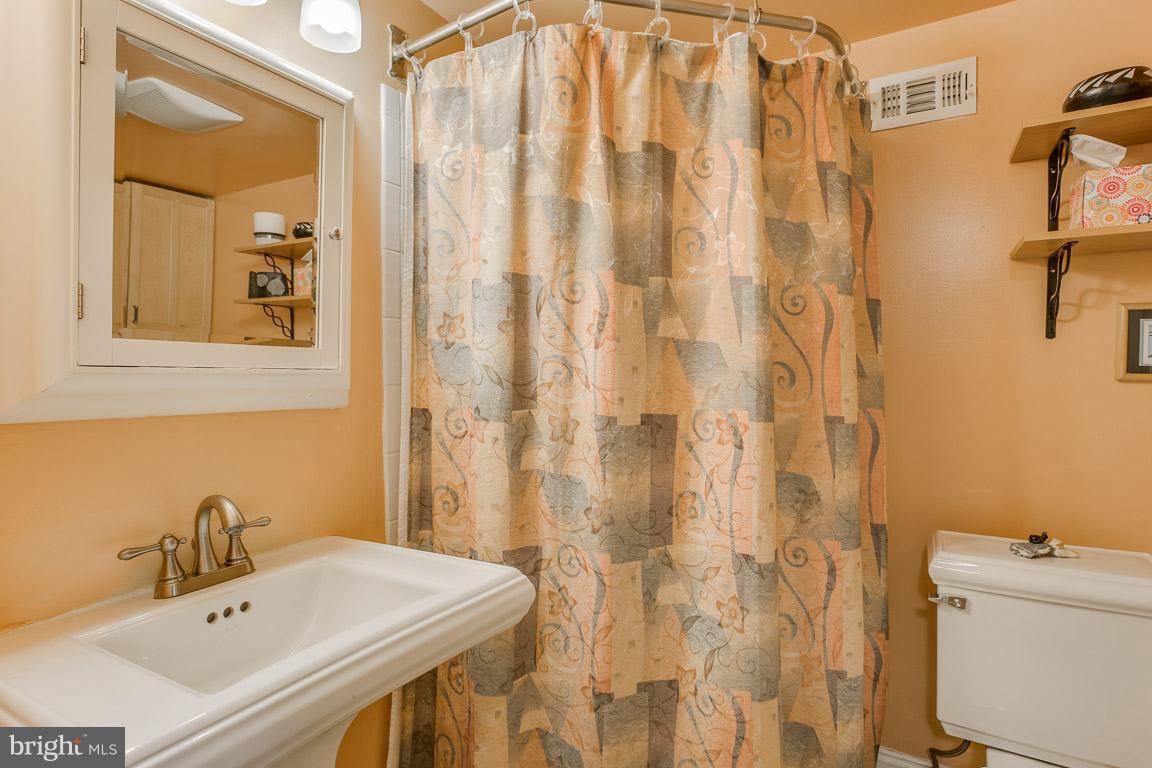 FAIRLINGTON - Residential