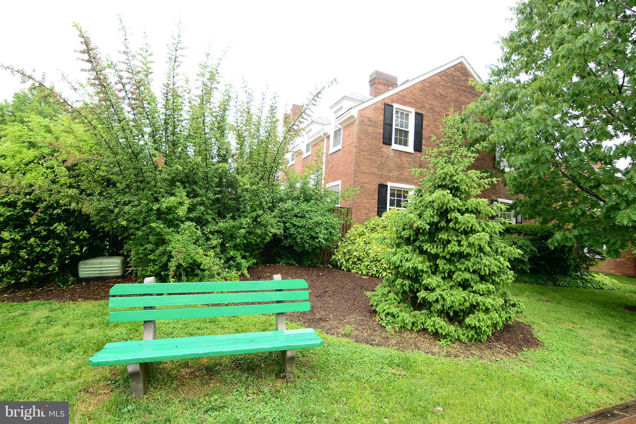 FAIRLINGTON - Residential