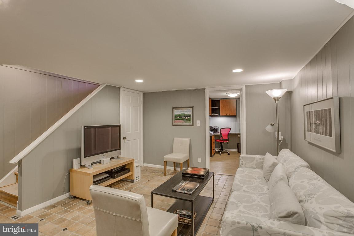 FAIRLINGTON - Residential