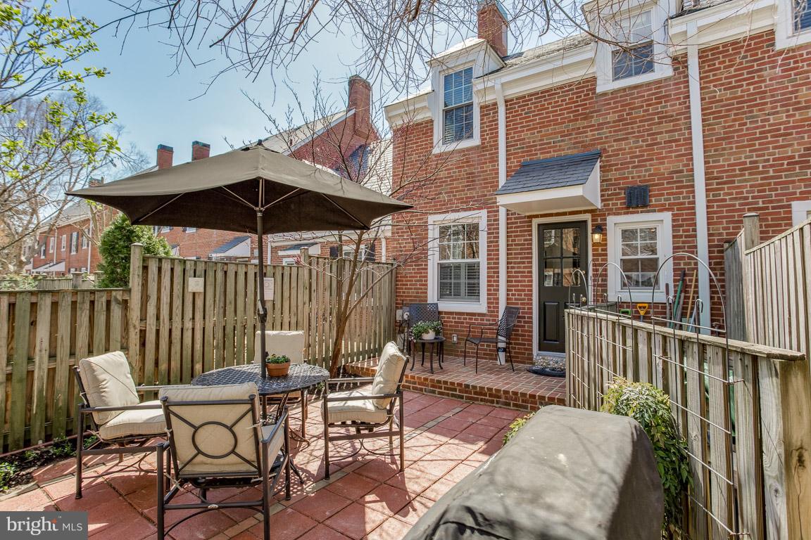 FAIRLINGTON - Residential