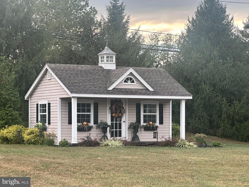 Photo of 1 Bridgeport Drive, MECHANICSBURG, PA 17050 (MLS # PACB2047248)