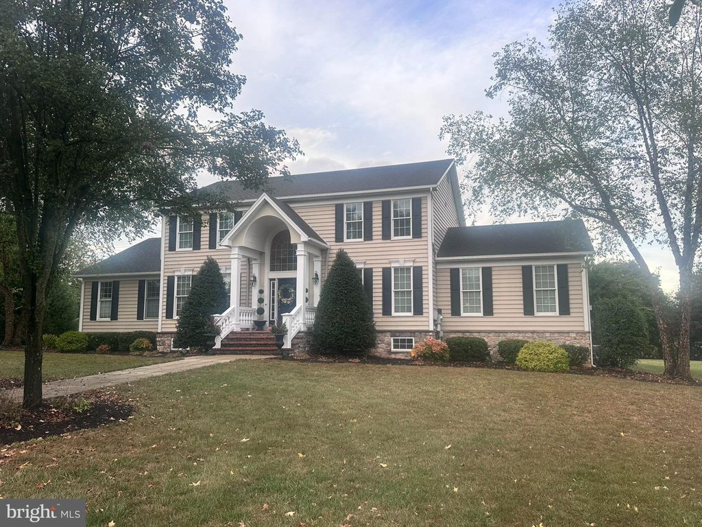 Photo of 1 Bridgeport Drive, MECHANICSBURG, PA 17050 (MLS # PACB2047248)
