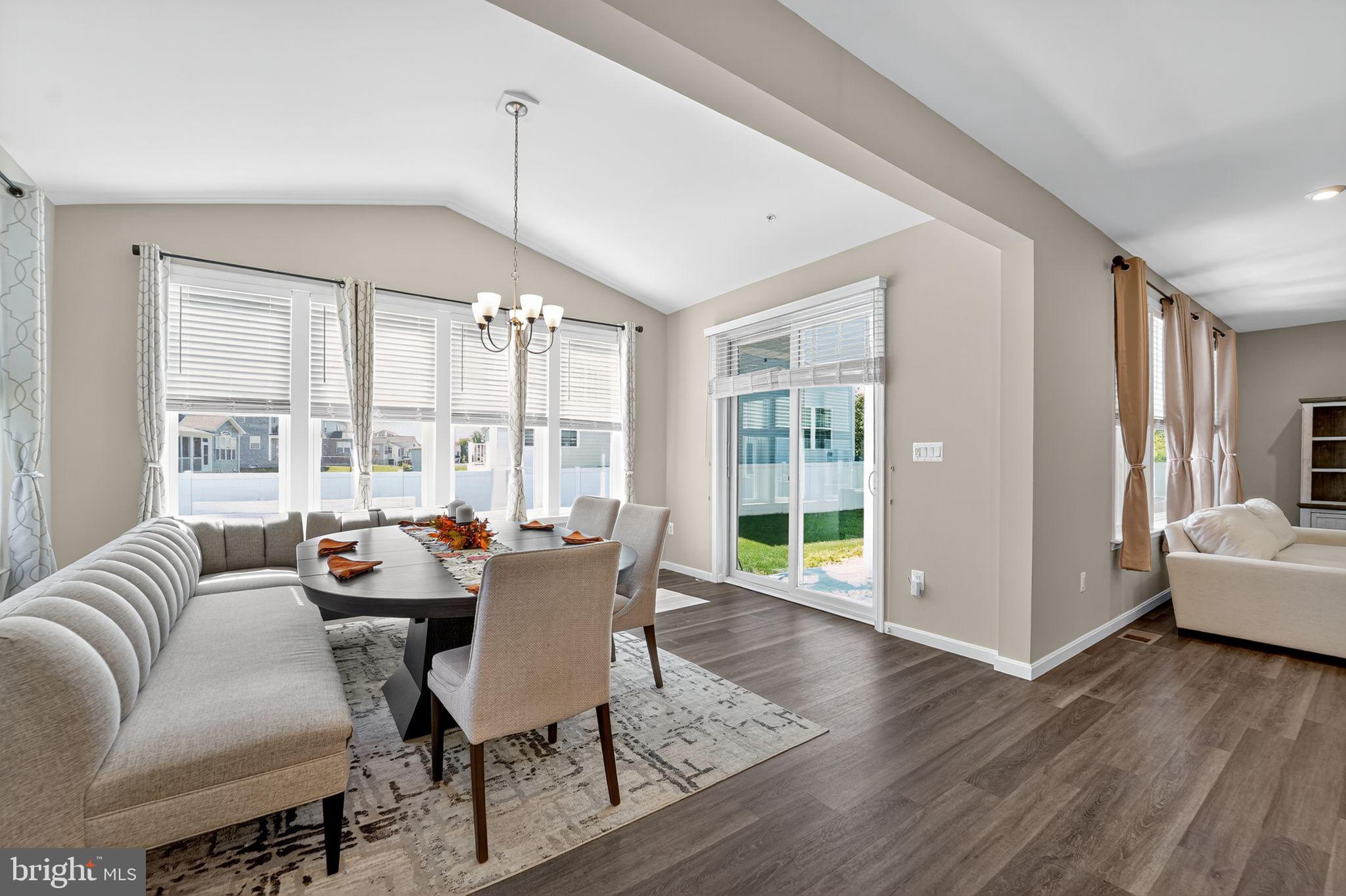 WALNUT RESERVE - Residential