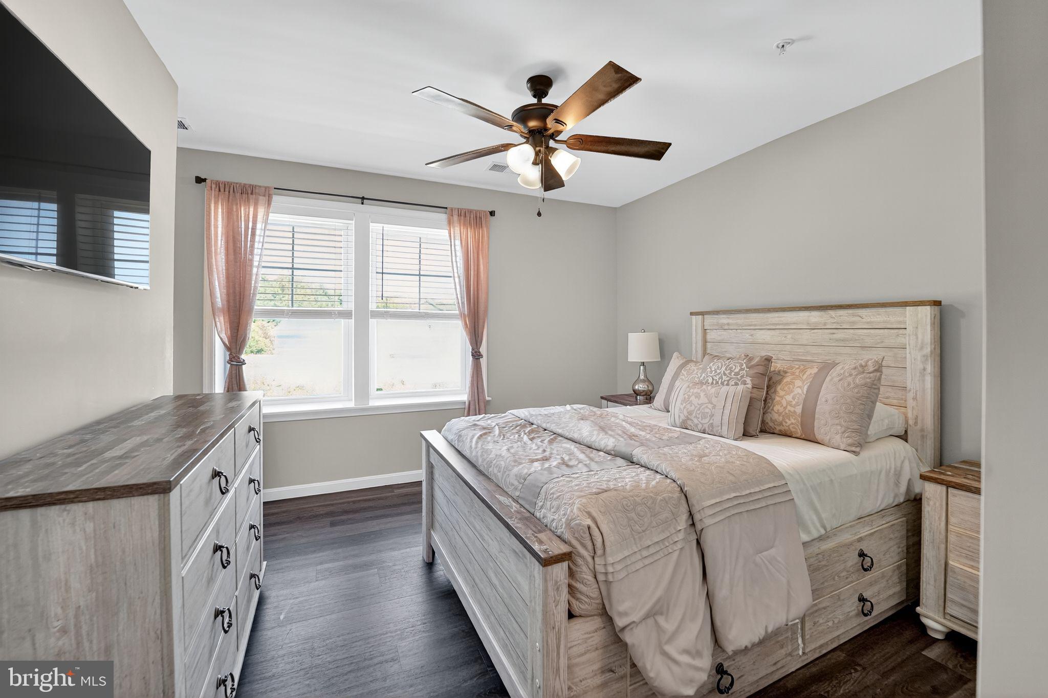 WALNUT RESERVE - Residential