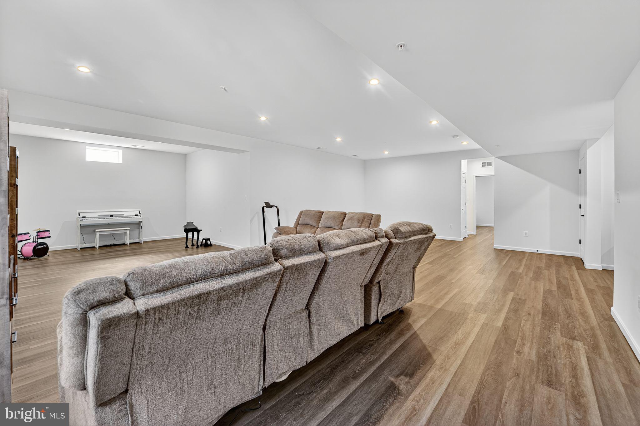 WALNUT RESERVE - Residential