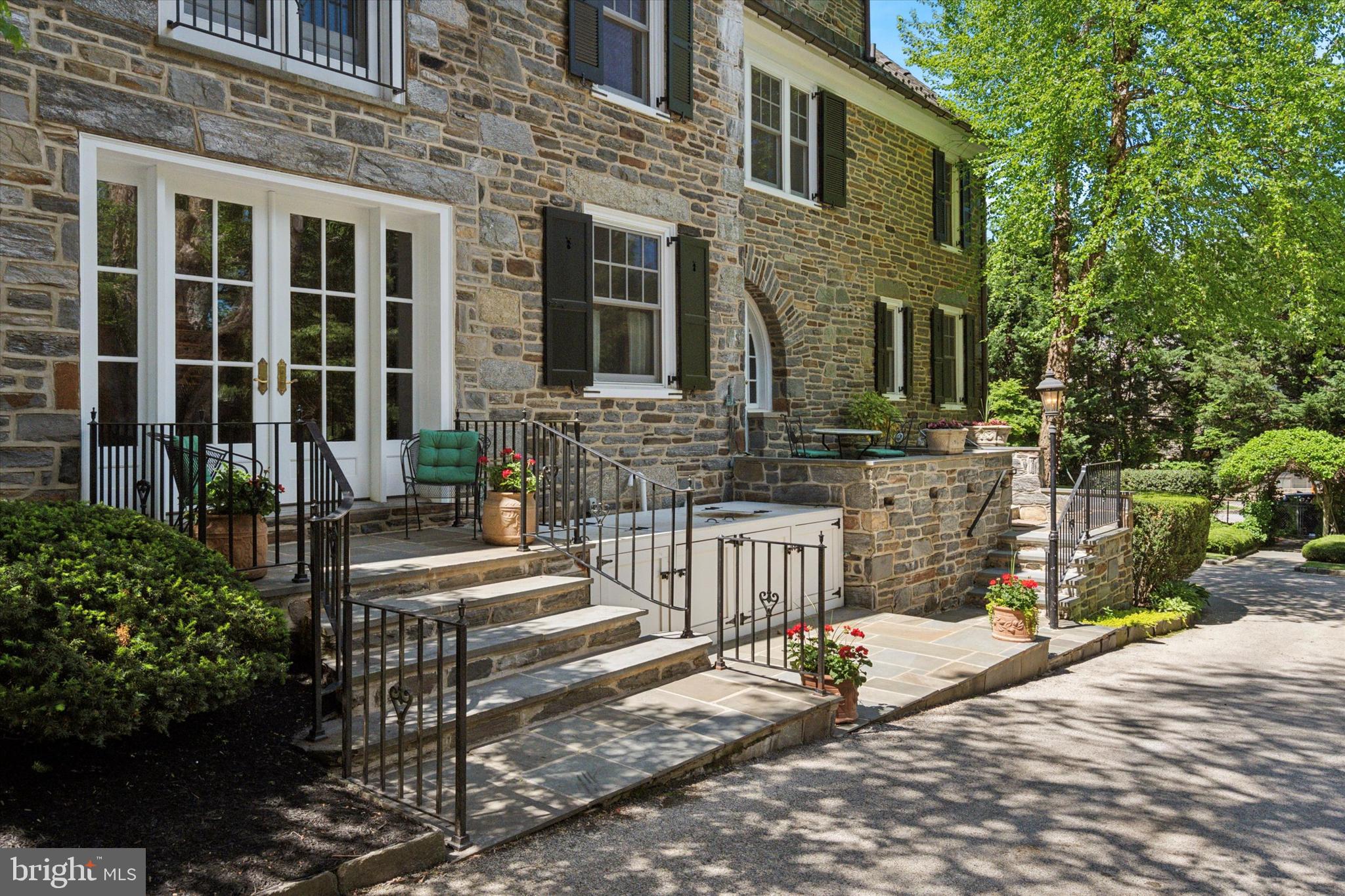 MERION - Residential