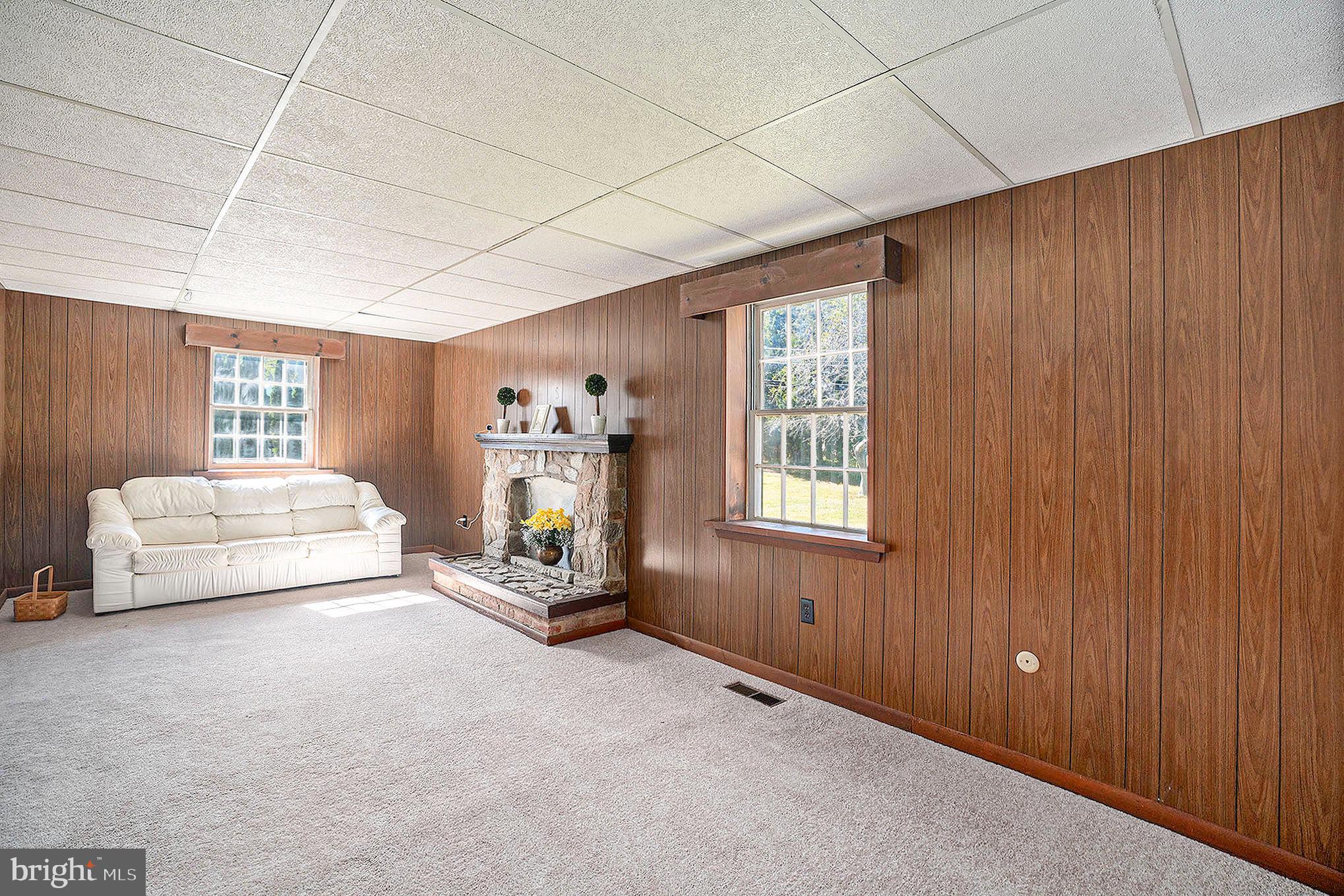 NEWTOWN SQ - Residential