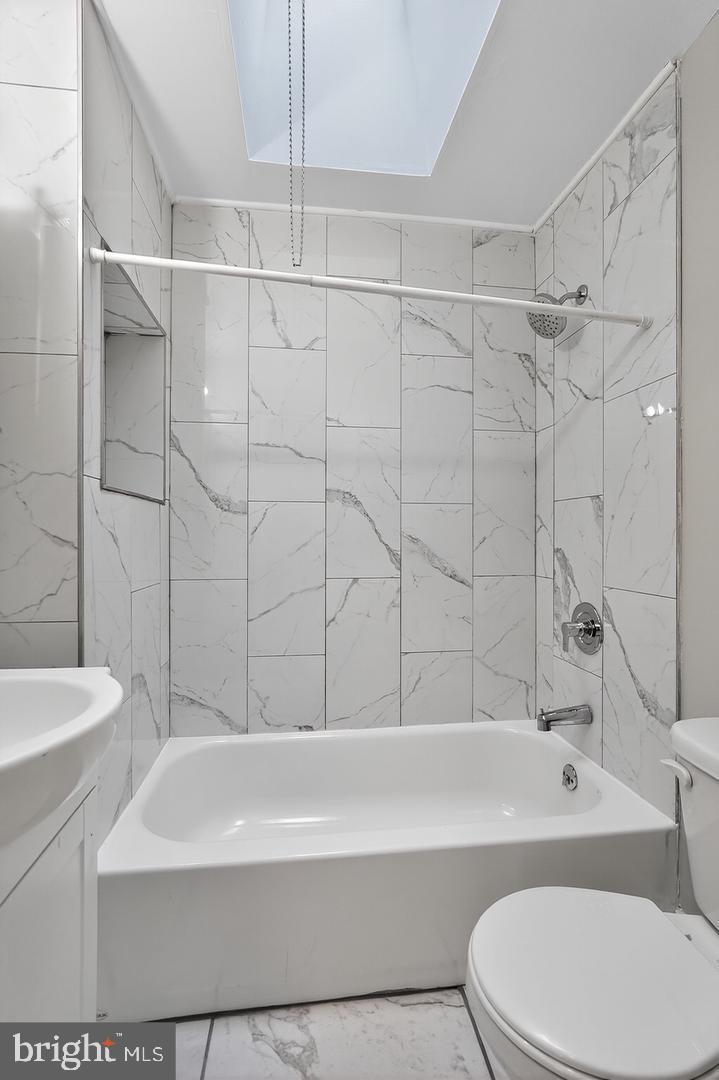 SHARON HILL - Residential Lease