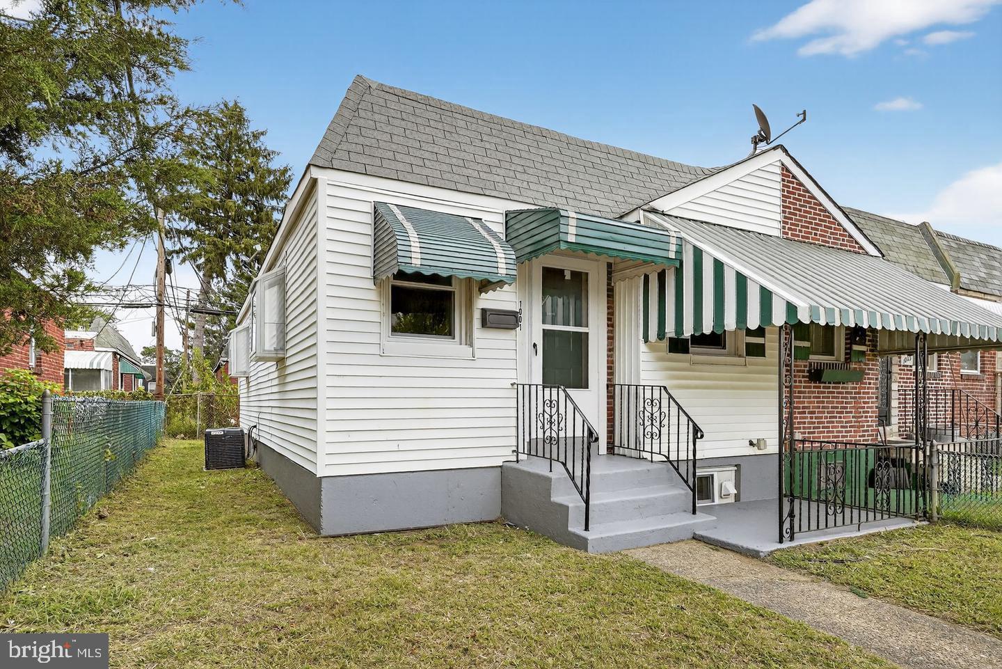 SHARON HILL - Residential Lease